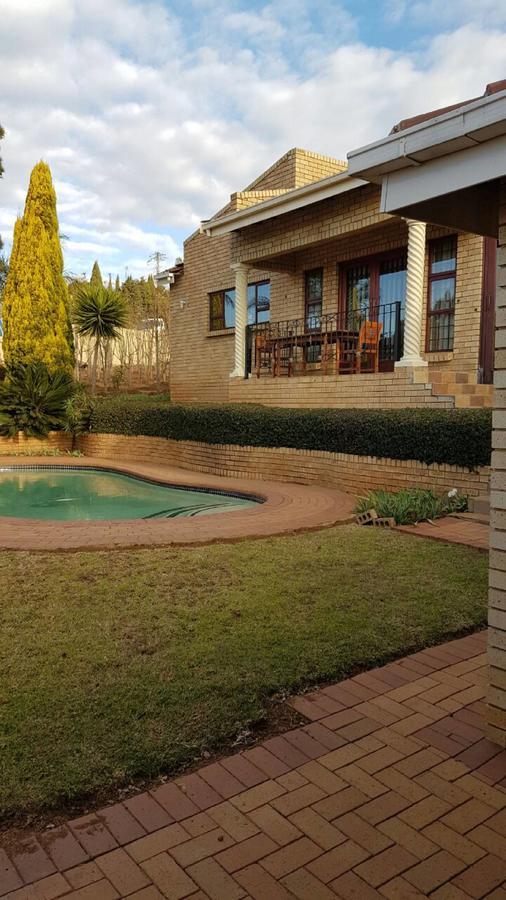 Lily White Guest House Centurion Exteriér fotografie